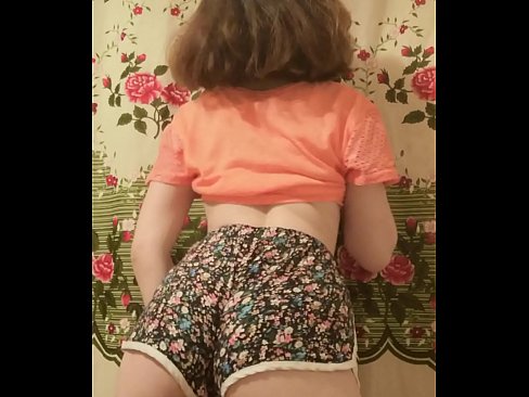 ❤️ Leanbh óg sexy ag baint dá shorts ar cheamara ️  Porn fb  ag ga.massagecenter-yalta.ru ❌❤